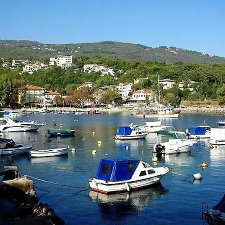 Appartement Piccolo Apt2 With Sea View And Private Parking
