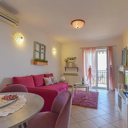 Piccolo Apt2 With Sea View And Private Parking Appartement Opric