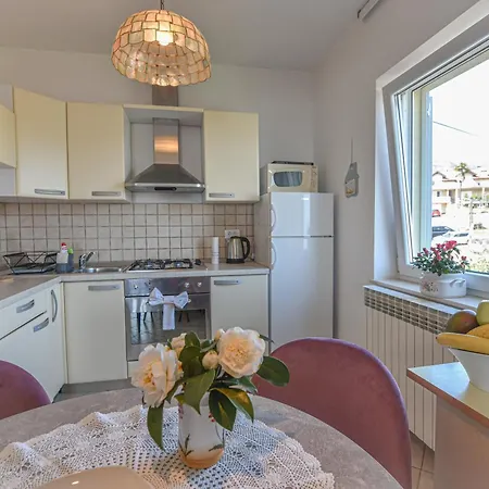 Piccolo Apt2 With Sea View And Private Parking Appartement *
